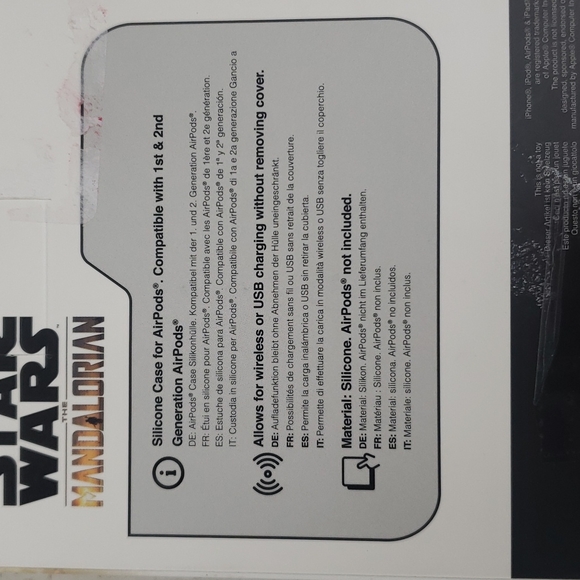 HP Disney The Child Star Wars The Madalorian Airpods case fits generation 1 & 2 - Picture 4 of 7